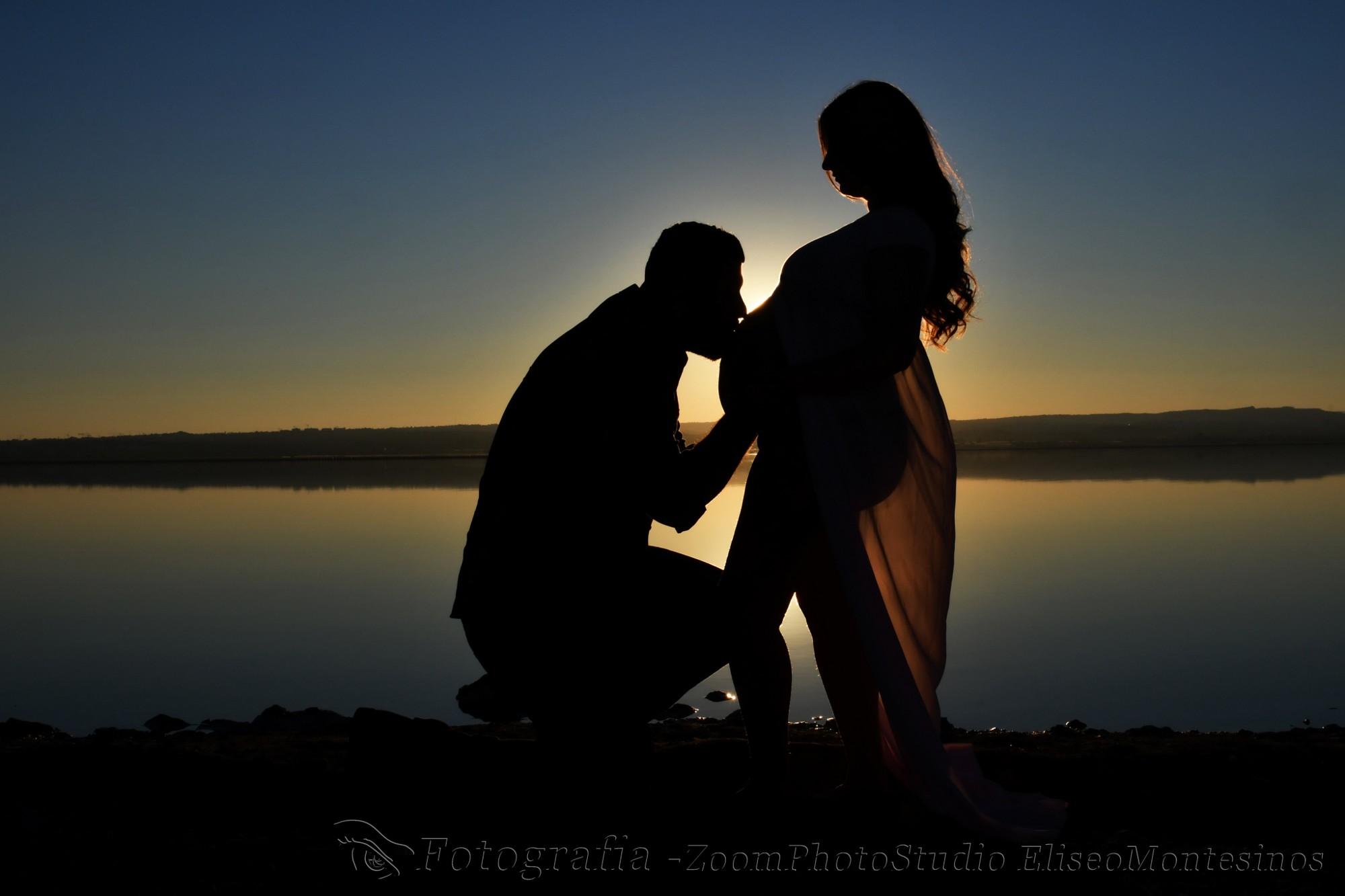 fotos de embarazadas en la playa de Torrevieja
