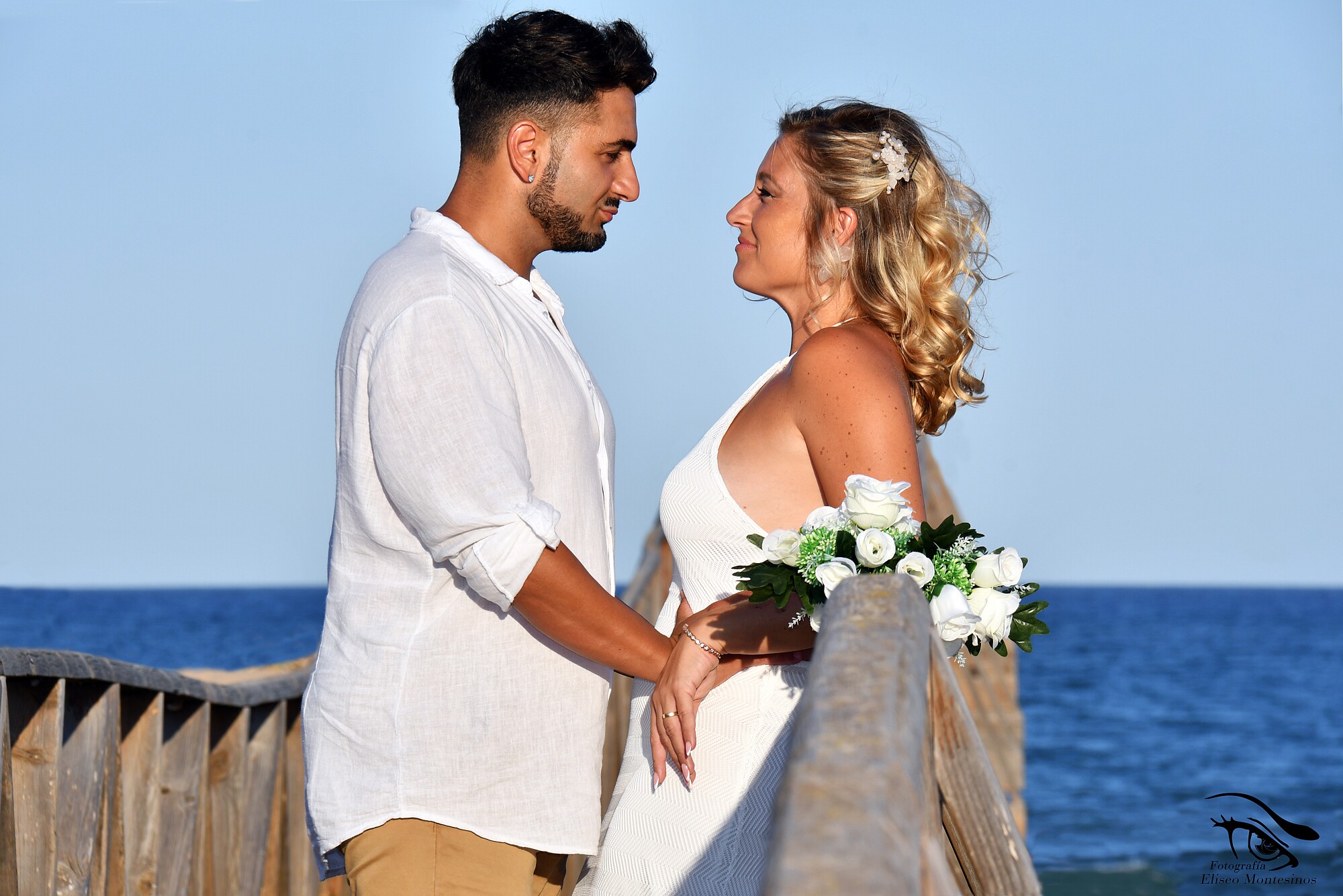 Sesión de fotos en la playa de Guardamar