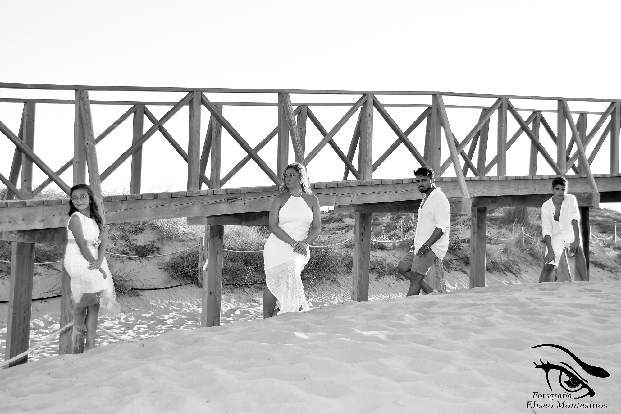 Sesión de fotos en la playa de Guardamar
